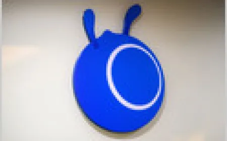 Ant International considers $1 billion funding round for potential Hong Kong IPO.