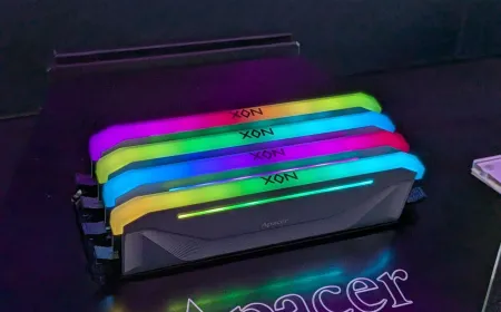 Apacer displays DDR5 memory modules and modular storage units at Computex 2026.