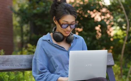 The Dell XPS 13 budget laptop features a high refresh rate touchscreen and a lightweight chassis