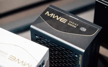 The Cooler Master MWE Gold V4 Series modular power supply unit meets ATX 3.1 standards.