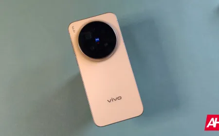 Leaked specifications for the Vivo X500 Pro Max highlighting its new optical camera architecture and telephoto layout.
