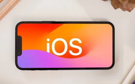 Recent iPhone models are arranged by release year to illustrate iOS support timelines and security update status.