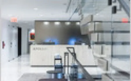 Apollo and Blackstone finalized a $35B financing package for Anthropic to lease TPUs.