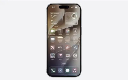 The update screen shows Apple iOS 27 and macOS Golden Gate features including Liquid Glass design and system optimization.