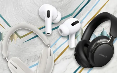 Premium headphones highlighting technical specifications and acoustic engineering details.