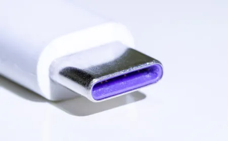 This purple USB connector historically indicated Huawei SuperCharge fast charging before industry standards shifted to ora...