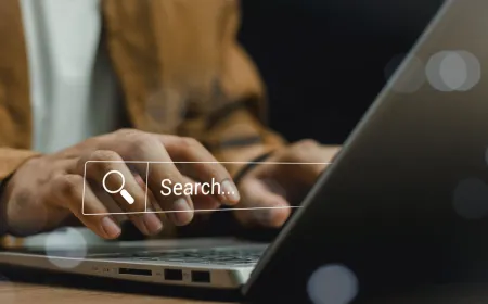 A presentation on optimizing websites for both human readers and artificial intelligence agents.