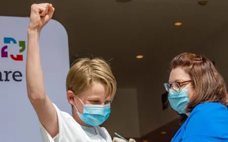 OB-GYNs published an independent maternal immunization schedule to guide prenatal care and protect infant safety.