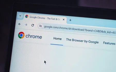 The graphic illustrates Chrome device-bound session credentials securing login cookies against session hijacking.