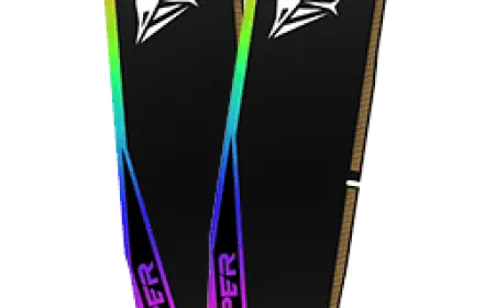 The Patriot Viper Elite 5 Ultra RGB DDR5 48 GB memory module features a visible aluminum heat spreader and RGB lighting.