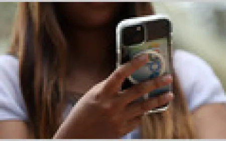 UK Prime Minister Keir Starmer announces plans to ban social media for under-16s and restrict gaming platforms by 2026.