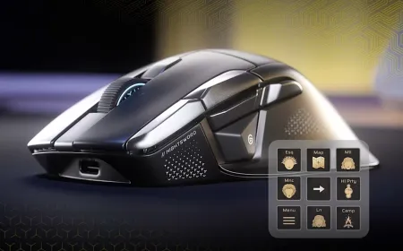 Corsair Nightsword v2 Wireless SD mouse featuring an integrated Elgato Stream Deck button.