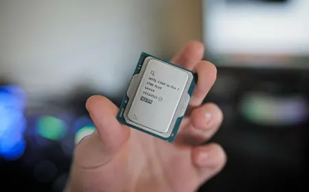 Graphic displaying Intel Binary Optimization Tool support for seven new game titles.