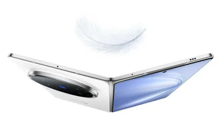 Diagram illustrating the upgraded internal battery layout inside the Vivo X Fold 6