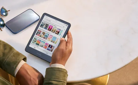 Smartphone showing Kindle Unlimited subscription settings and payment options
