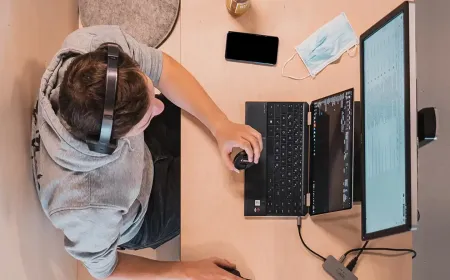 Software bundle for migrating PC data, creating disk images, and securely erasing old drives.