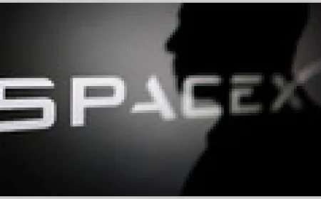 SpaceX shares begin trading on Nasdaq as investors assess the Musk premium ahead of upcoming AI IPOs.