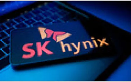 SK Hynix semiconductor manufacturing facility and corporate logo are shown.