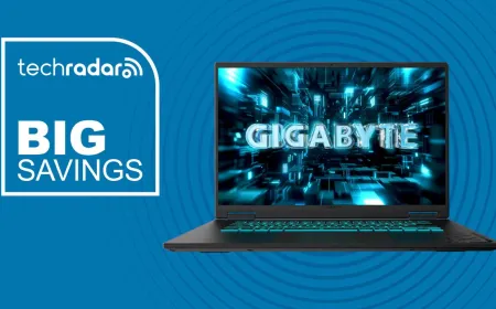 The Gigabyte A16 gaming laptop includes an RTX 5060 graphics processor and an AMD Ryzen 7 chipset.