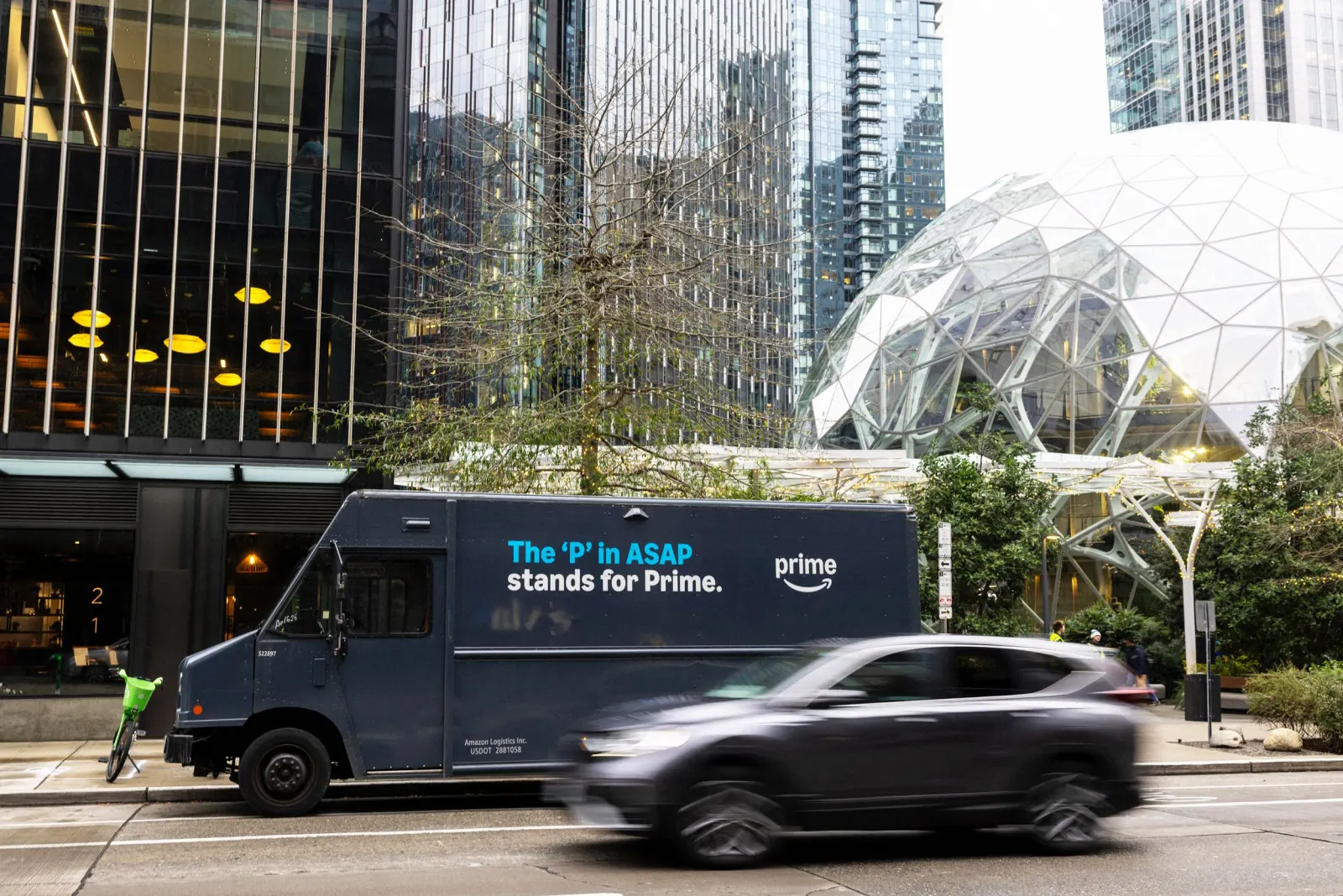 Amazon Engineers Push Seattle for Data Center Regulations