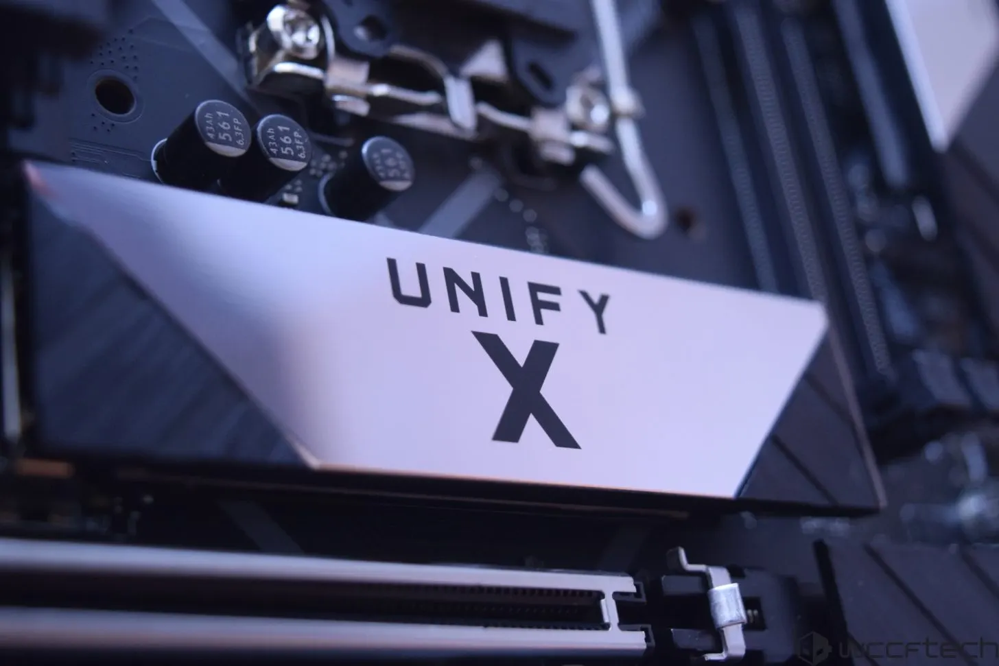 MSI Pushes 128 GB DDR5 to 9400 MT/s on X870E Unify-X MAX, Hints Bigger Gains With Next-Gen Ryzen