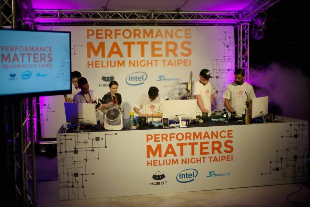 Intel’s X299 Based Core-X Series Breaks 8 World Records At HWBOT ‘Performance Matters’ Taipiei Event – Core i9 7900X Overclocked to 5.8 GHz on LN2