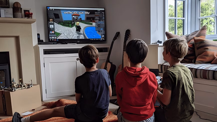 Russia Unblocks Roblox Following Youth Protest Campaign