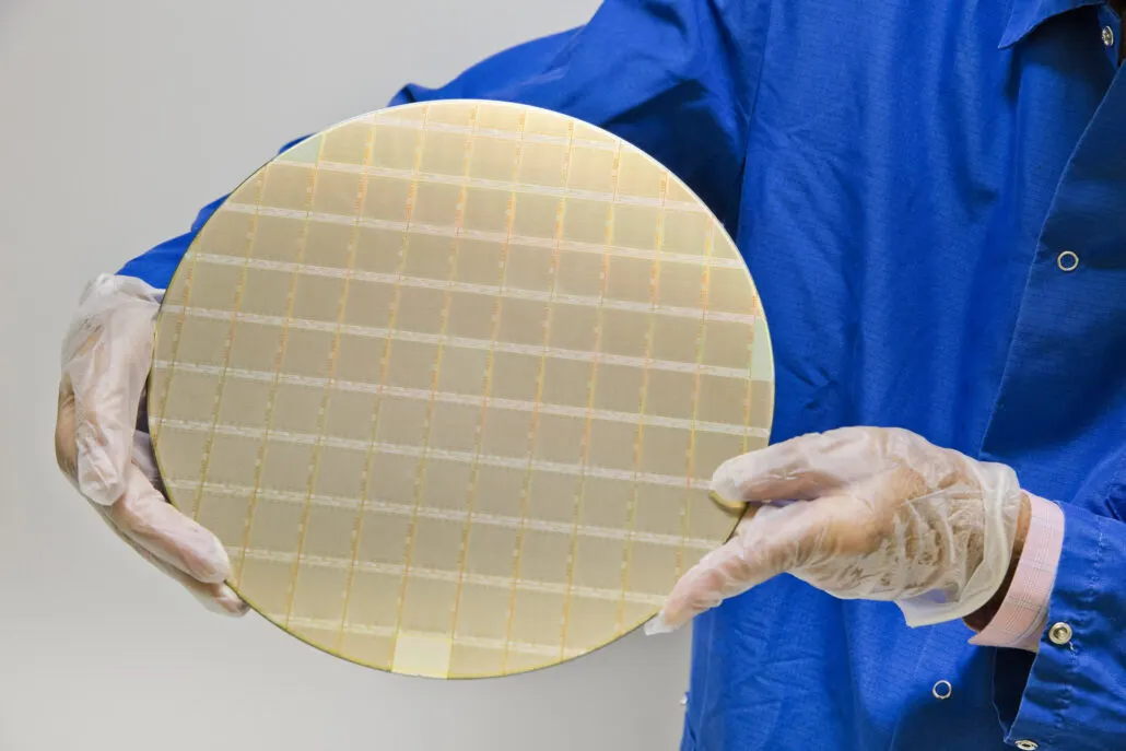 Samsung Wins IBM Chip Order For Latter’s First Commercial 7nm Enterprise CPU Family