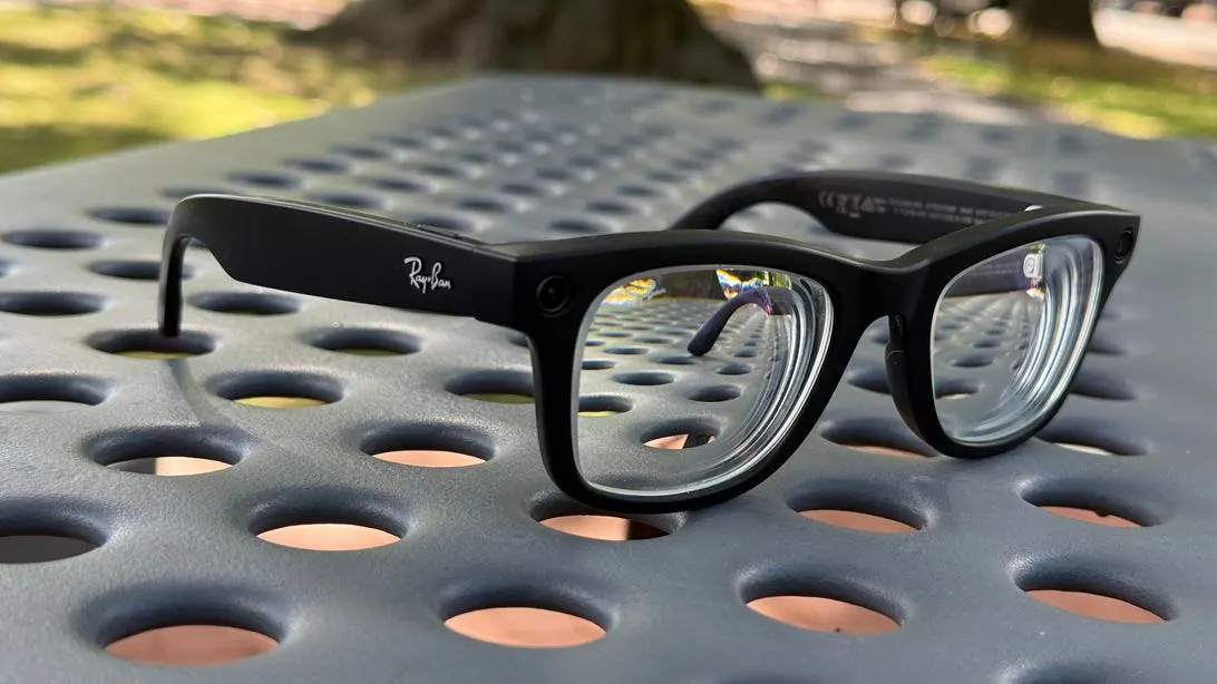 Apple Smart Glasses Timeline Shifts to Late 2027 Amid Development Adjustments